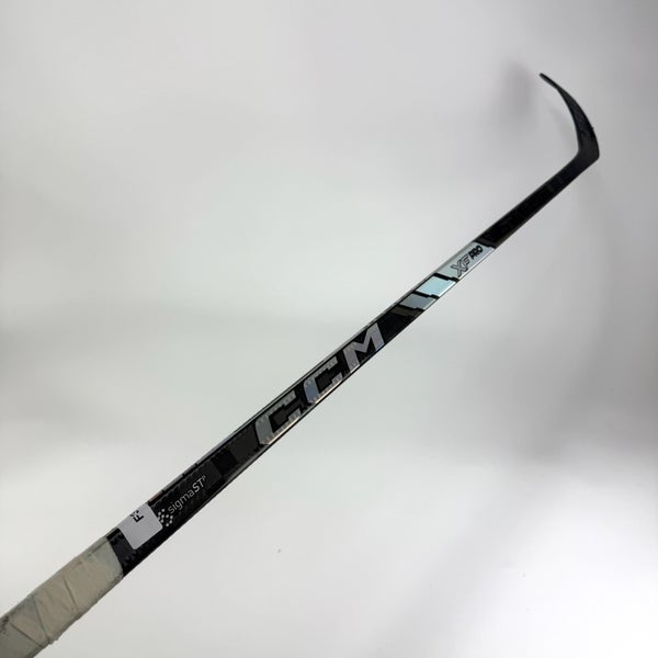 Used Right CCM Tacks XF Pro | 85 Flex Mackinnon Pro Curve Grip | F312
