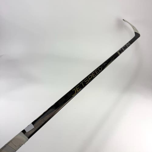 Used Right Black CCM Jetspeed FT7 Pro | 75 Flex P92 Curve Grip | F313