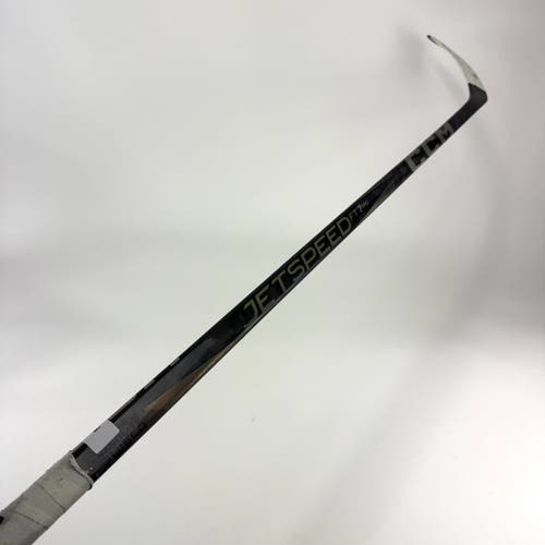 Used Right Black CCM Jetspeed FT7 Pro | 75 Flex P92 Curve Grip | F315