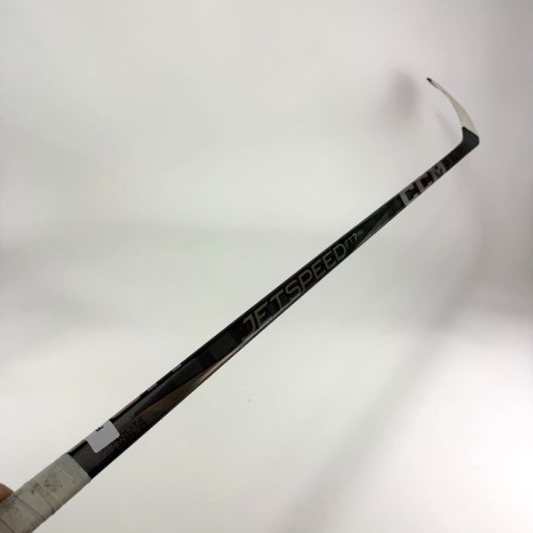 Used Right Black CCM Jetspeed FT7 Pro | 75 Flex P92 Curve Grip | F317