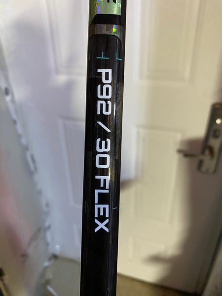 Youth Bauer Twitch Right Handed Hockey Stick P92 30 Flex (New)