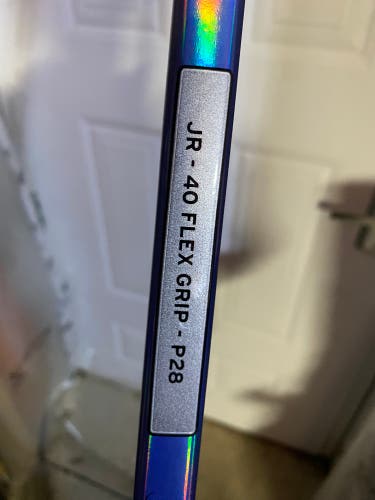 Junior CCM JetSpeed FT8 Pro Right Handed Hockey Stick P28 40 Flex (New)