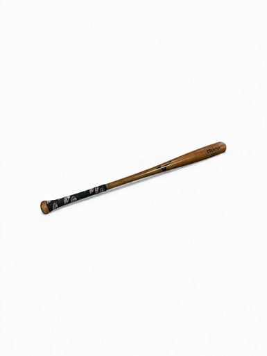 Used Mizuno MZM 243 BB/SB Wood Bat 34" 11873-S000227443