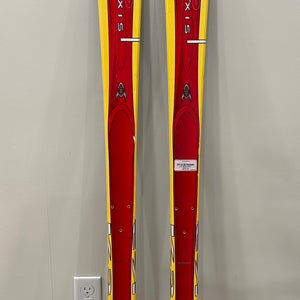 K2 148 cm All Mountain Skis - AXIS shaped ski - USED No Bindings