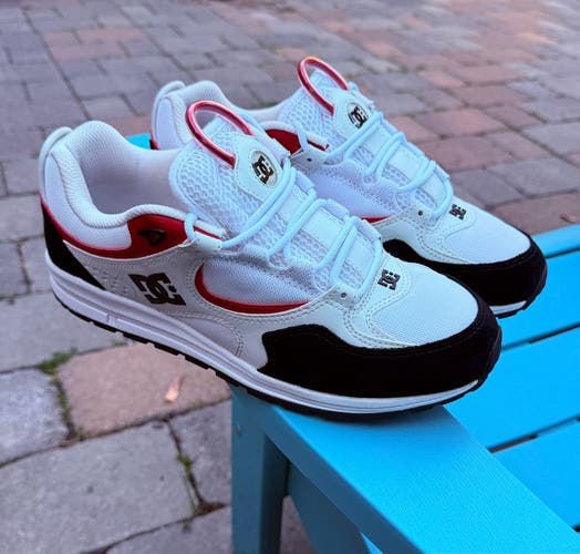 DC Footwear Kalis Lite Skateboard Shoes White/Red/Black US Size 10 Lightly Used