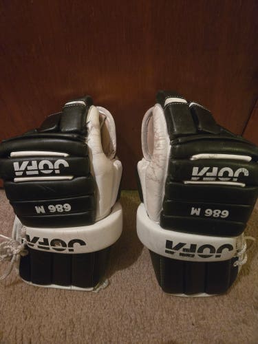 Jofa 686M vintage hockey gloves
