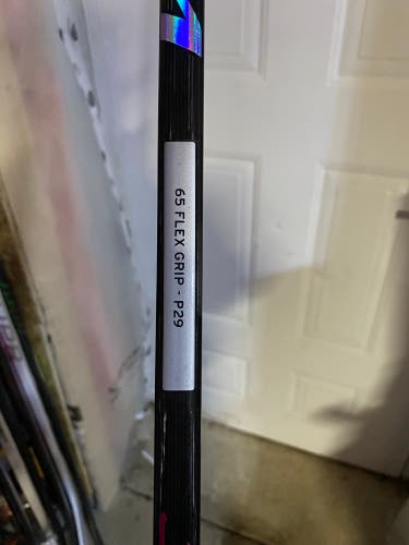 Intermediate CCM JetSpeed FT7 Pro Right Handed Hockey Stick P29 65 Flex (New)