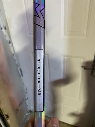 Intermediate CCM JetSpeed FT8 Pro Right Handed Hockey Stick P29 65 Flex (New)