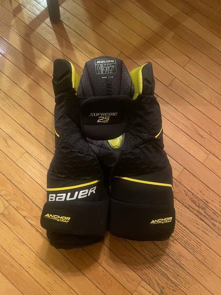 Men's Senior Small Bauer Supreme 2S Pro Hockey Pants (New)