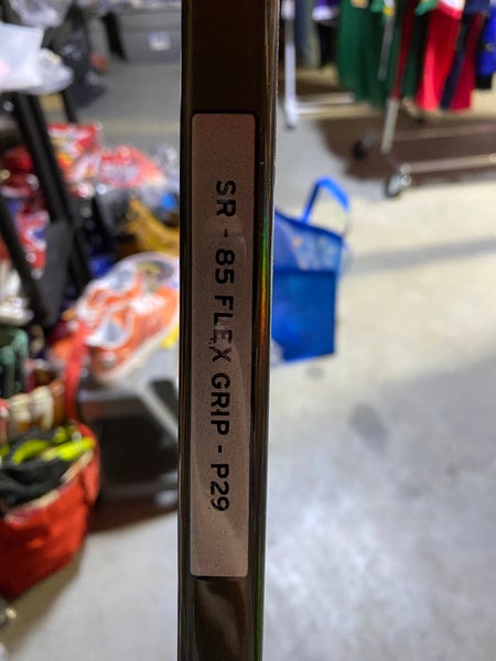 Senior CCM JetSpeed FT8 Pro Right Handed Hockey Stick P29 85 Flex (New)