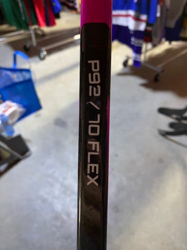 Senior Bauer Twitch Right Handed Hockey Stick P92 70 Flex (New)