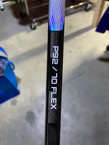 Senior Bauer Nexus Tracer Right Handed Hockey Stick P92 70 Flex (New)