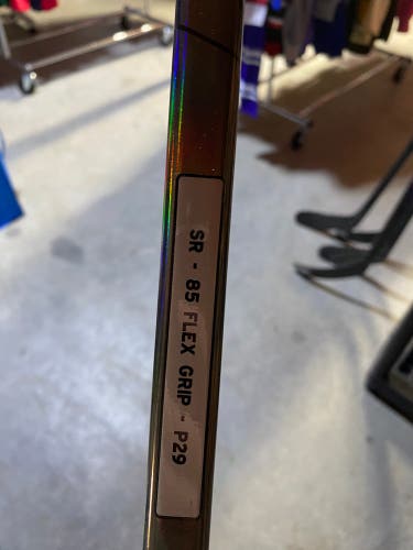 Senior CCM JetSpeed FT8 Pro Right Handed Hockey Stick P29 85 Flex (New)