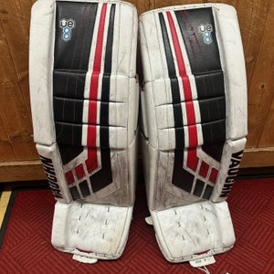 30" Vaughn Velocity VE8 Goalie Leg Pads (Used)