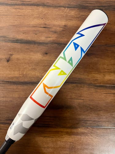 2025 DeMarini Prism 33/23 (-10) Fastpitch Softball Bat
