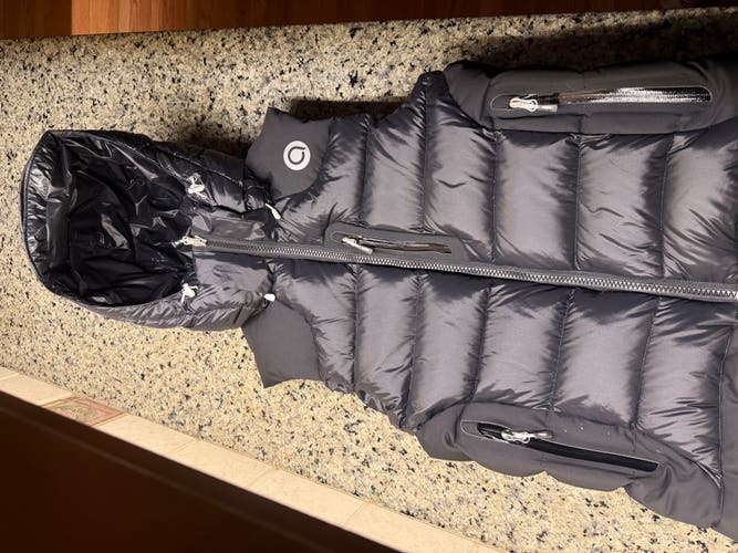 Black Small Men's Arctica Vest (New)