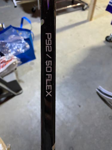 Junior Bauer Vapor FlyLite Left Hand Hockey Stick P92 50 Flex (New)