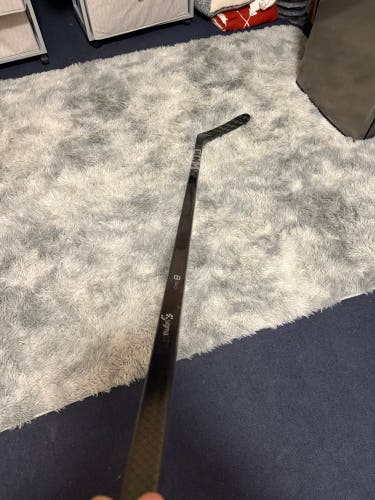 CCM JetSpeed FT8 Pro Right Handed Hockey Stick P28M 65 Flex (New)