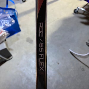 Intermediate Bauer Vapor Hyperlite 2 Left Hand Hockey Stick P92 55 Flex (New)