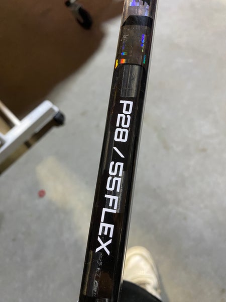 Intermediate Bauer Twitch Left Hand Hockey Stick P28 55 Flex (New)