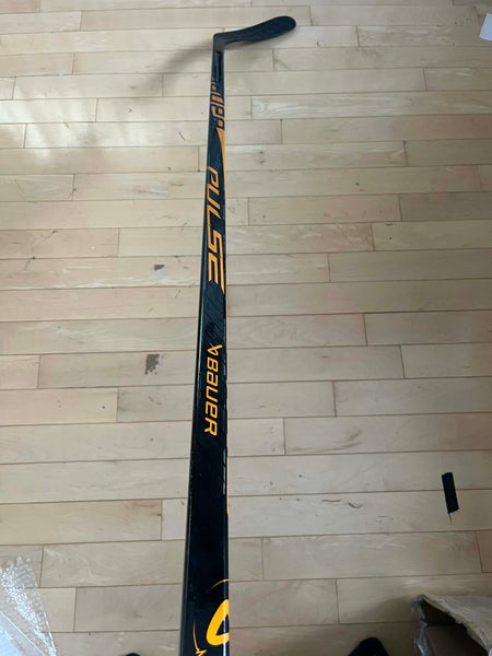 Brand New Senior P92 70 Flex Bauer Pulse Orange Right Hand Hockey Stick