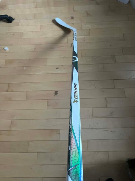 Brand New Intermediate P28 55 Flex White Bauer Proto2 Left Hand Hockey Stick