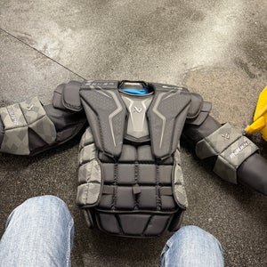 Large Bauer Elite Senior Goalie Chest & Arm Protector - 2023 Model (New)
