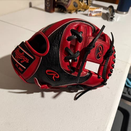 RH Rawlings Heart of the Hide Baseball Glove 11.5"