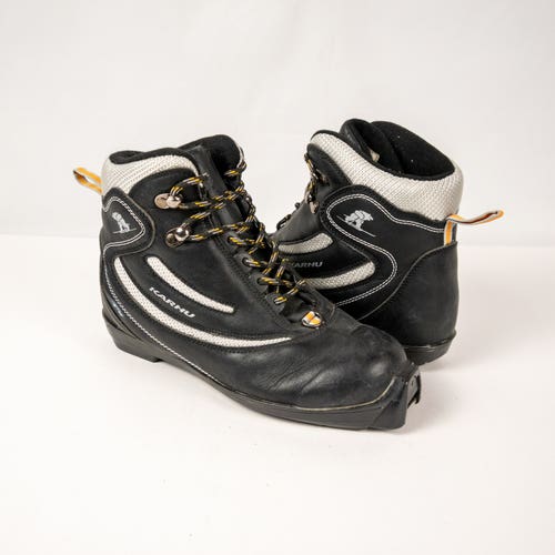 Karhu Xeno SNS Size 7.0 US 39 EU Classic Cross Country Ski Boots (Used)