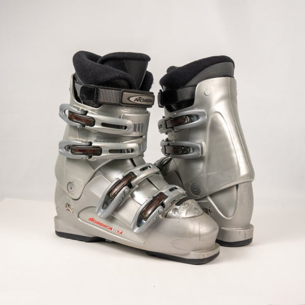 Nordica B7 Mondo 26/26.5 Women's 9/9.5 All Mountain Ski Boots 300mm (Used)