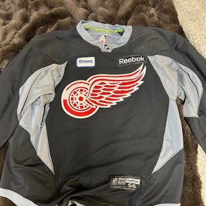 Detroit Red Wings Reebok MIC Pro Stock Practice Jersey Black Size 56