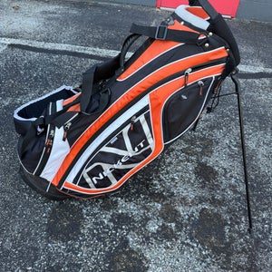 Nickent Stand  Golf Bag Used