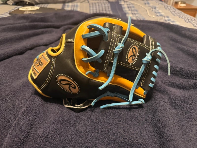 2025 Rawlings Heart of the Hide RH Baseball Glove 11.75" (New)