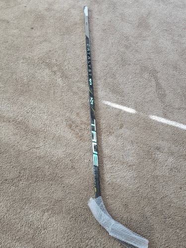 Senior True Catalyst 9X3 Right-Handed Hockey Stick T92 85 Flex Pro Stock (Drysdale) (New)
