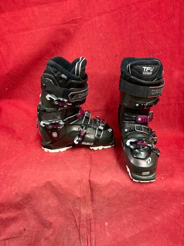Ski Boots: Mondo 23 & 23.5 Dalbello Ski Boots (Used)