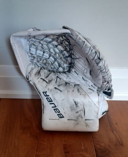 Bauer Supreme Shadow Catcher (Used)