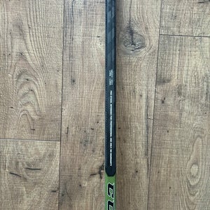 Senior CCM Ribcor Reckoner Right Handed Hockey Stick P92 95 Flex Pro Stock (New)