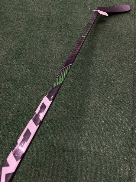 Senior CCM JetSpeed FT4 Pro Hockey Stick Right Handed P90M 90 Flex Pro Stock (New) 67.5"