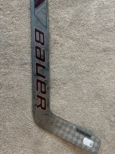 Senior Bauer M5 Pro Regular Goalie Stick 25" Paddle (Used)