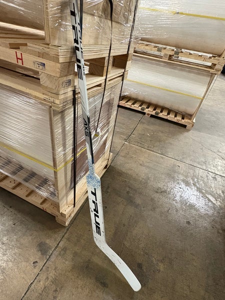 True AX5 Regular Goalie Stick 21" Paddle (Used)