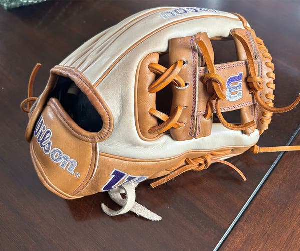 Wilson A2000 RH Infield Softball Glove 11.75" SB22 GM (Like New)