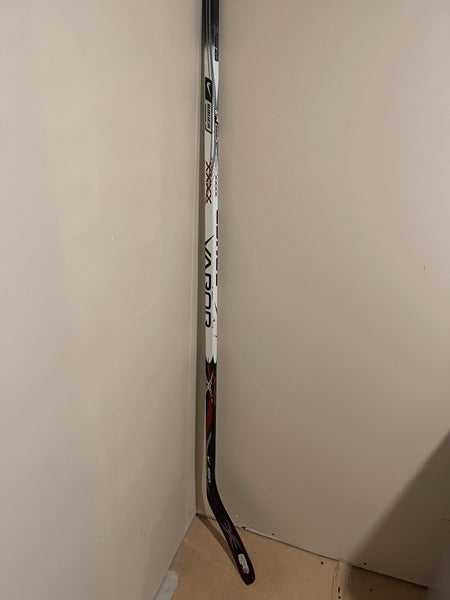 Senior Bauer Vapor XXXX Left Hand Hockey Stick 100 Flex (Used)