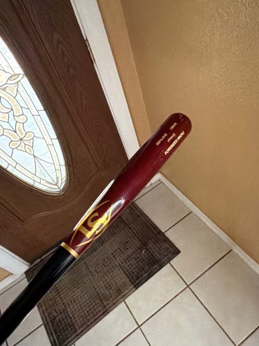 2026 Louisville Slugger Pro Prime Maple Wood Bat (-3) 30 oz 33" (New)