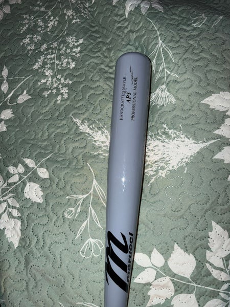 Marucci Bat (-3) 30 oz 33" (New)