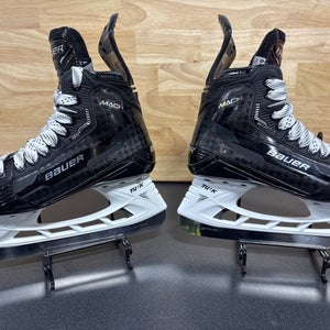 2022 Bauer Supreme Mach Hockey Skates Narrow Width 6.5 (New)