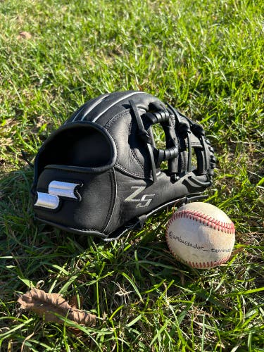 SSK Z5 Training Gear 10.5" Infield Baseball Training Glove
