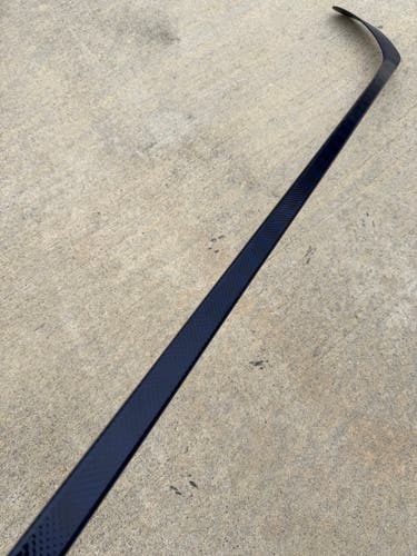 Blue Blackout Pro Stock Hockey Stick Grip P92 Right