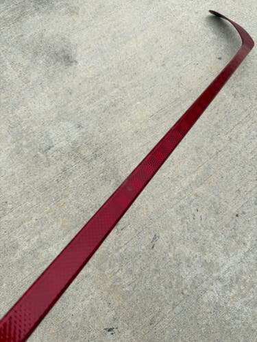 Red Blackout Pro Stock Hockey Stick Grip P92 Right