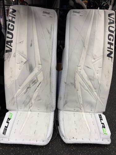 Used Vaughn SLR4 JR 26+2 Goalie Leg Pads Junior White 26" 11860-S000301001