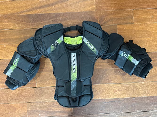 Large/Extra Large Warrior RITUAL X4 E Goalie Chest Protector (Used)